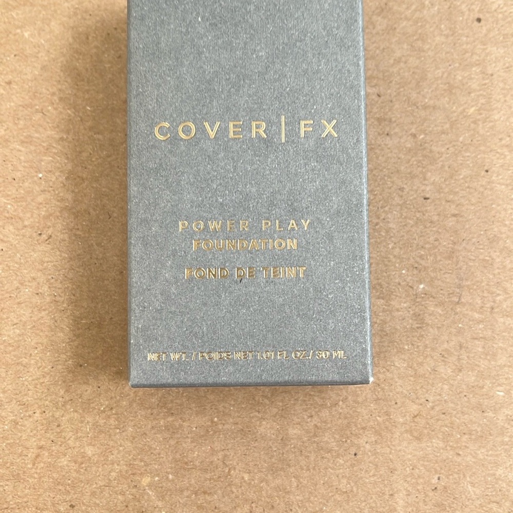 NIB Cover FX Power Play Foundation L1